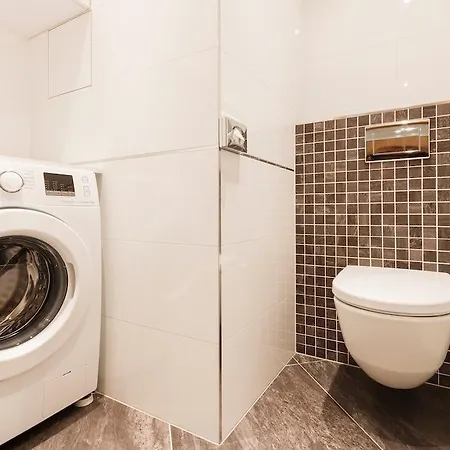 Luxury In Garden Tower * Prague